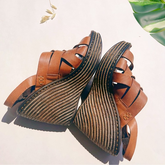 Women’s Born Platform Wedge Brown Leather Sandals‎ 7 - Picture 6 of 10
